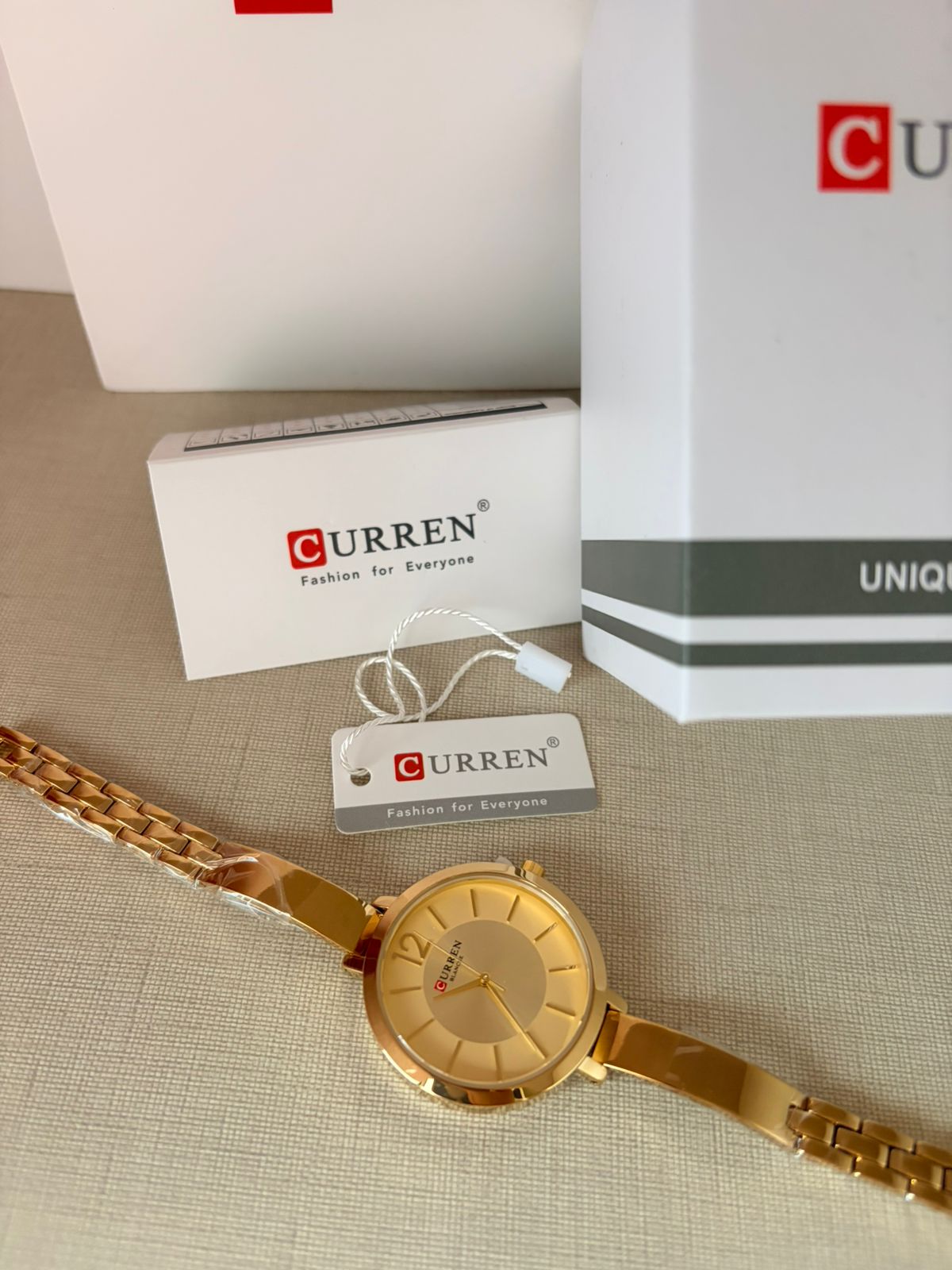 Curren Women's Watch – Brown Dial Rose Gold Bracelet - Timavie