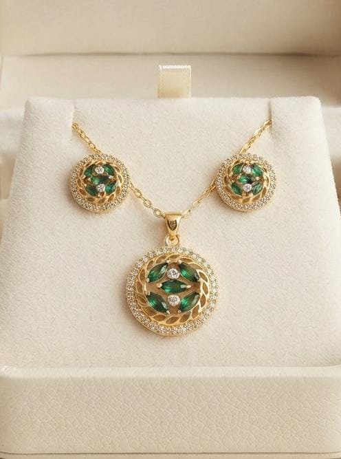 Brazilian Gold Crystal Filigree Square Flower Jewelry Set – Necklace & Earrings