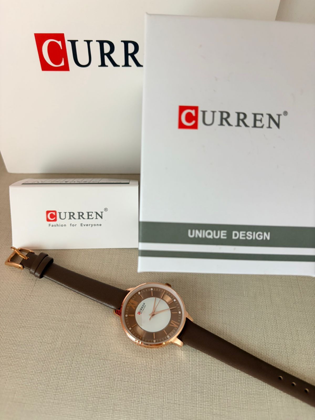 Curren Women's Watch – Green Dial Silver & Gold Two - Tone Bracelet - Timavie